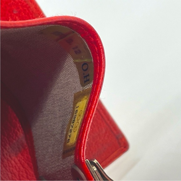 CHANEL Camellia CC Logo Red Lambskin 6 Key Case - Picture 6 of 7